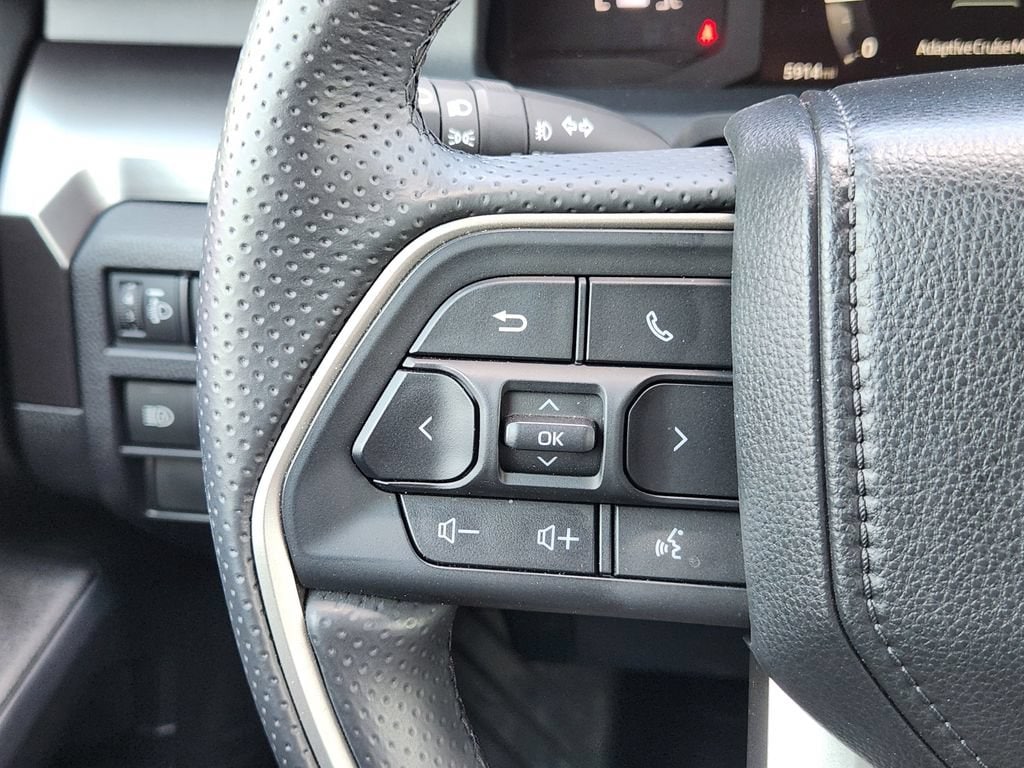 2026 Toyota 4Runner SR5 - Photo 27