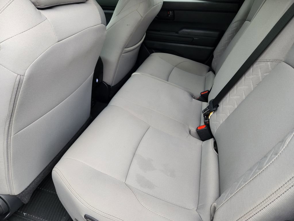 2025 Toyota Tacoma SR5 - Photo 28