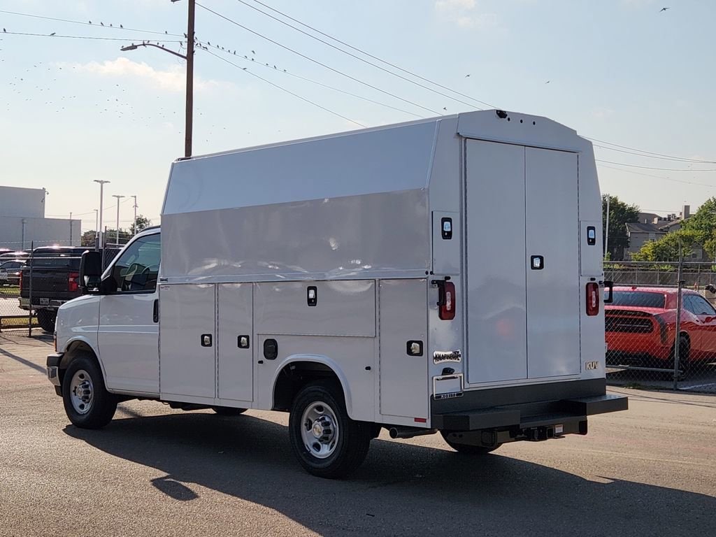 New 2025 Chevrolet Express Cutaway 3500 1WT Cutaway Van