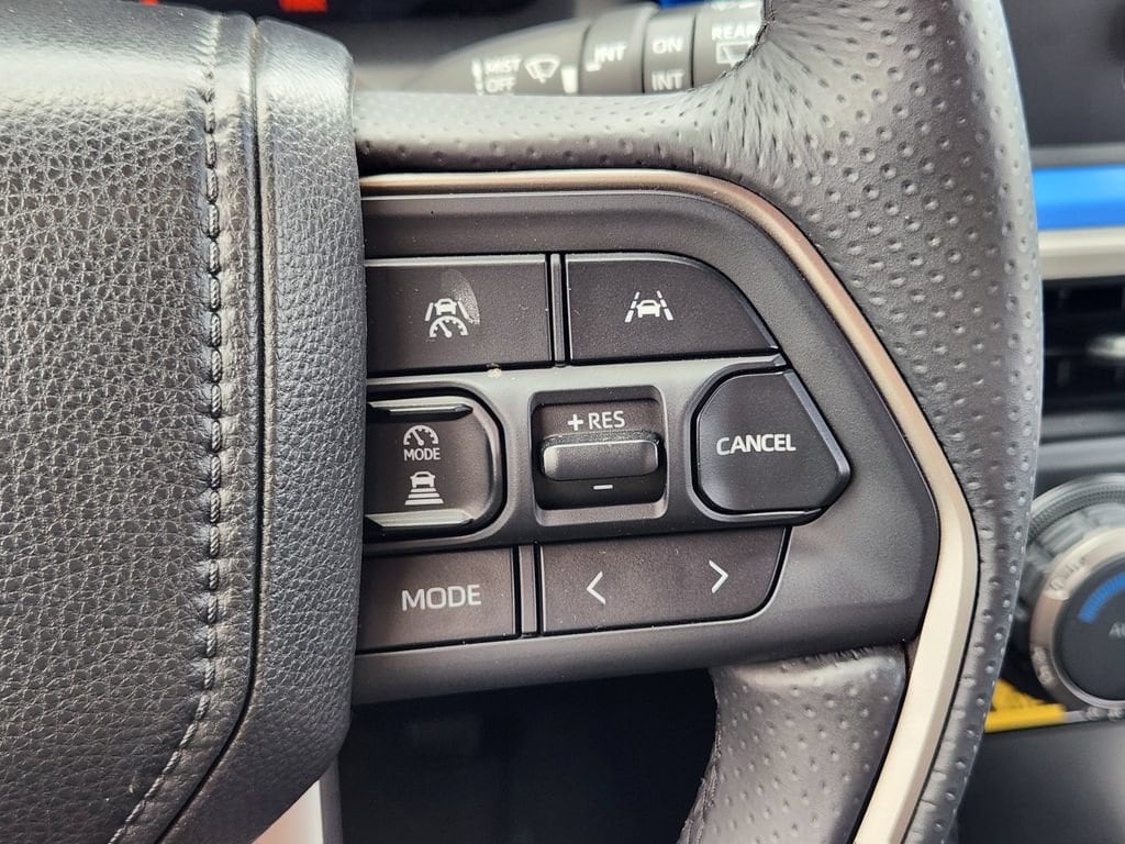 2025 Toyota 4Runner TRD Off-Road - Photo 28