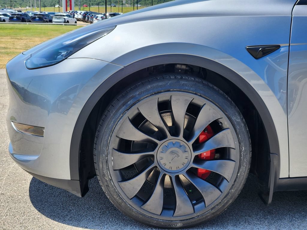 2024 Tesla Model Y Performance - Photo 9