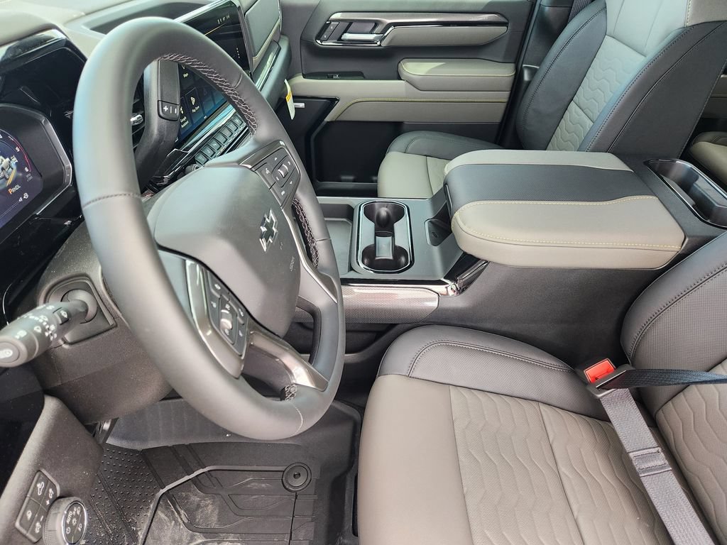 2026 Chevrolet Silverado 2500 HD ZR2 - Photo 10
