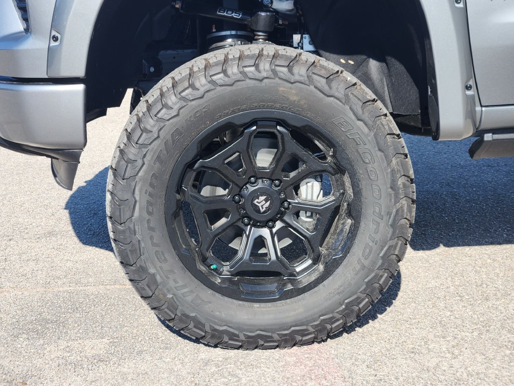 2026 Chevrolet Silverado 1500 RST - Photo 9