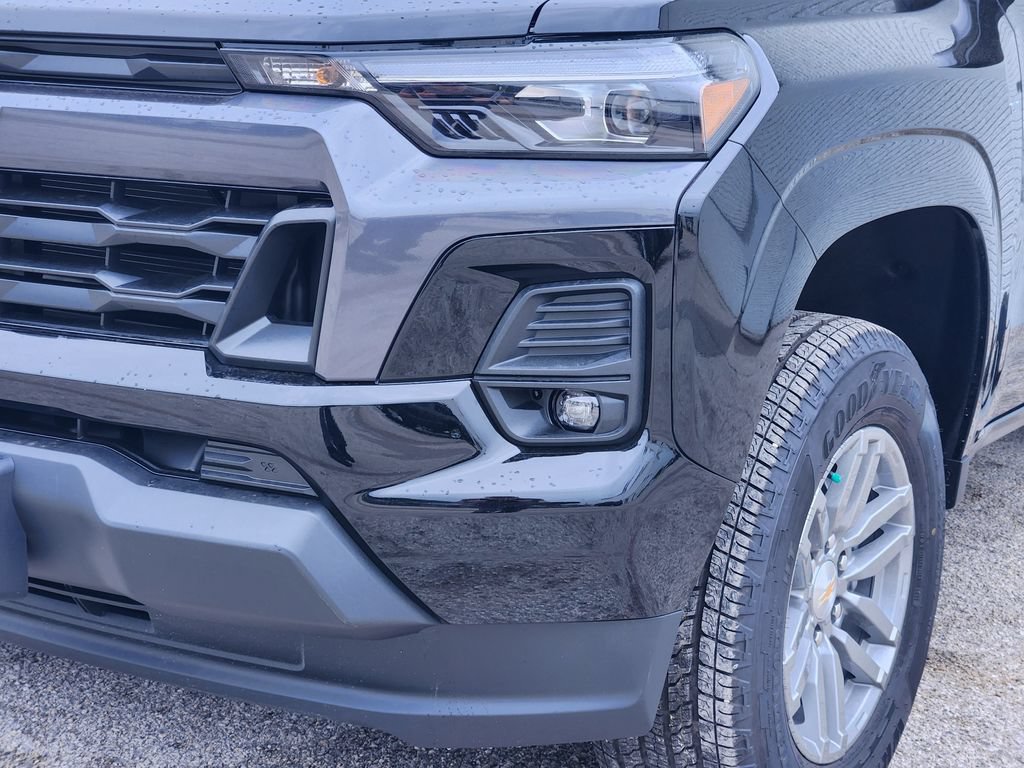 2026 Chevrolet Colorado LT - Photo 6