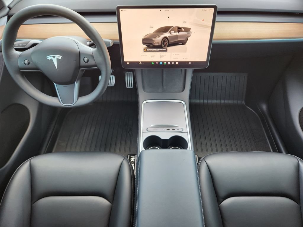 2024 Tesla Model Y Performance - Photo 23