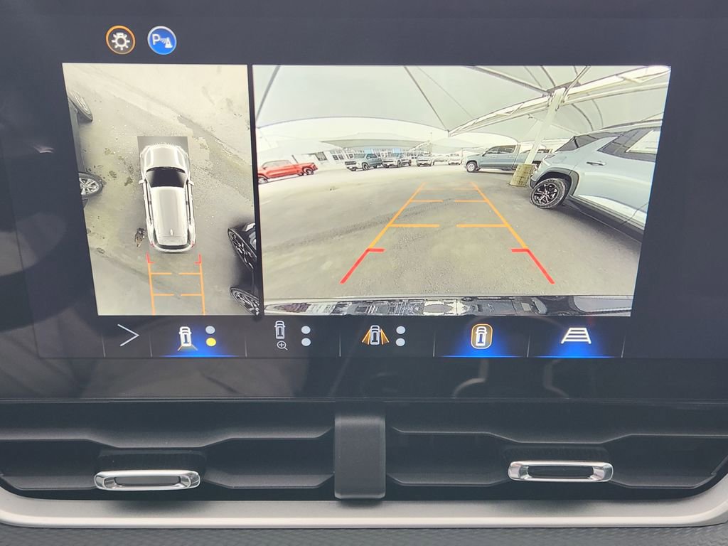 2026 Chevrolet Equinox LT - Photo 13