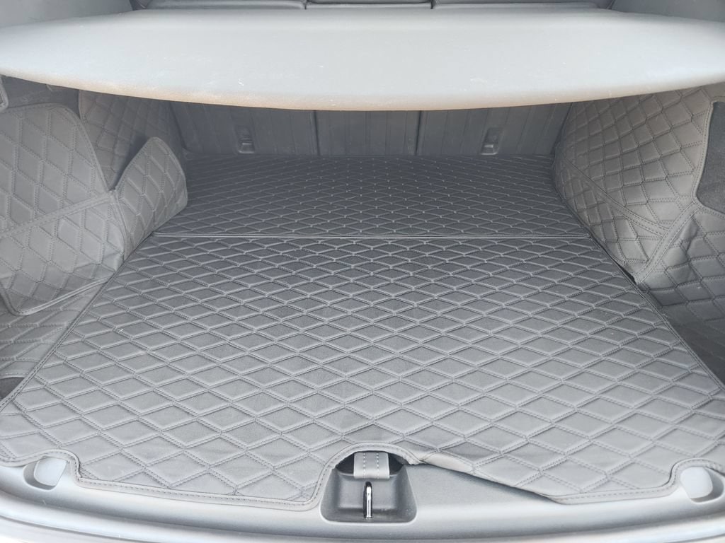 2024 Tesla Model Y Performance - Photo 31