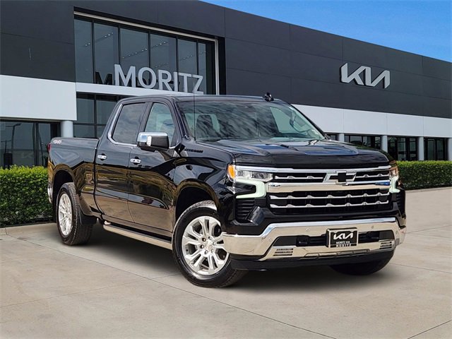 2024 Chevrolet Silverado 1500 LTZ photo 3