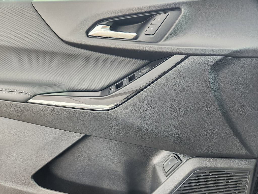 2026 Chevrolet Equinox LT - Photo 16