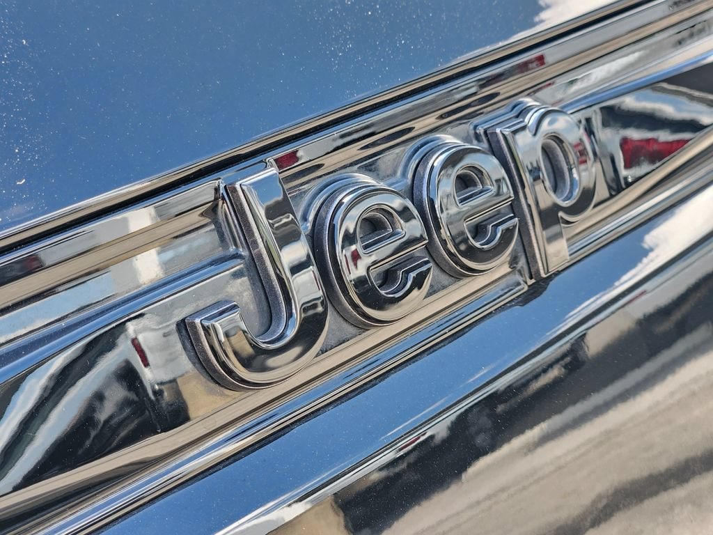 2025 Jeep Grand Cherokee Altitude - Photo 12