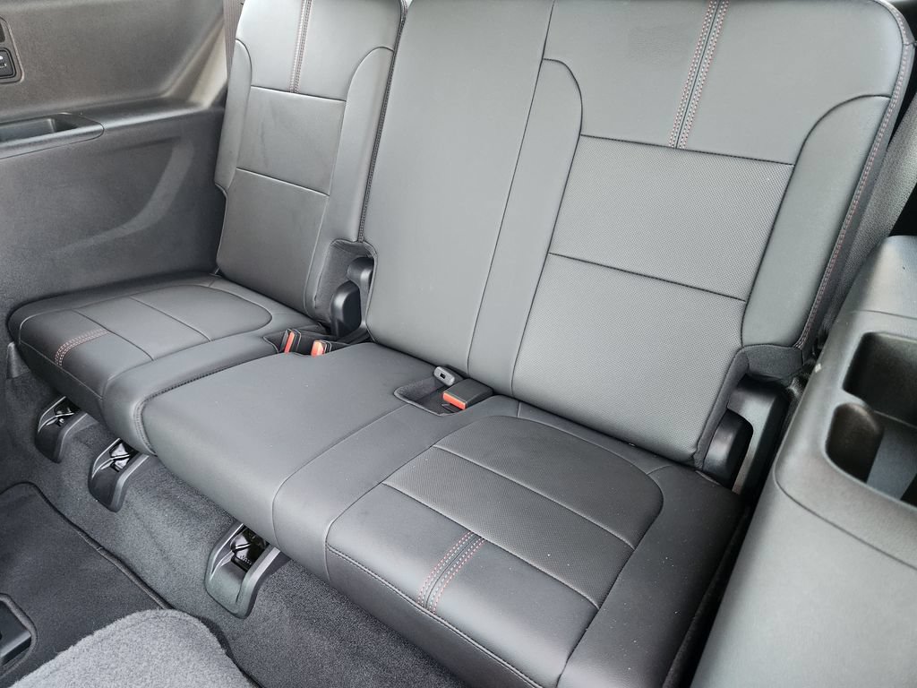 2023 Chevrolet Traverse RS - Photo 30