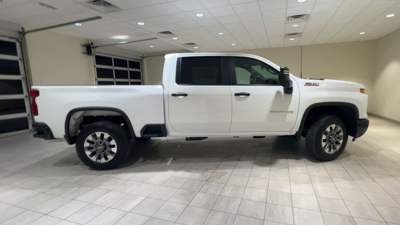 2026 Chevrolet Silverado 2500 HD Custom - Photo 24