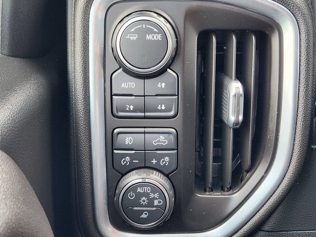 2021 Chevrolet Silverado 1500 LTZ - Photo 22