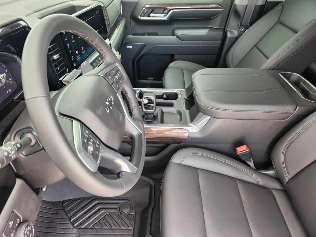 2026 Chevrolet Silverado 1500 LT Trail Boss - Photo 9