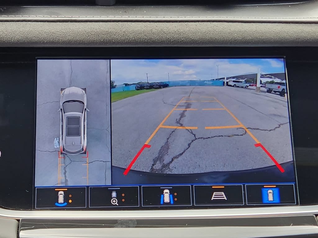 2024 Cadillac XT5 Sport - Photo 18