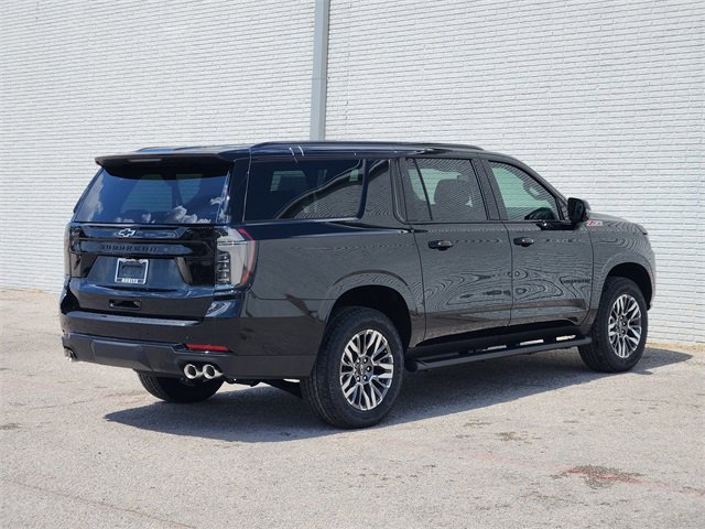 2026 Chevrolet Suburban Z71 photo 4