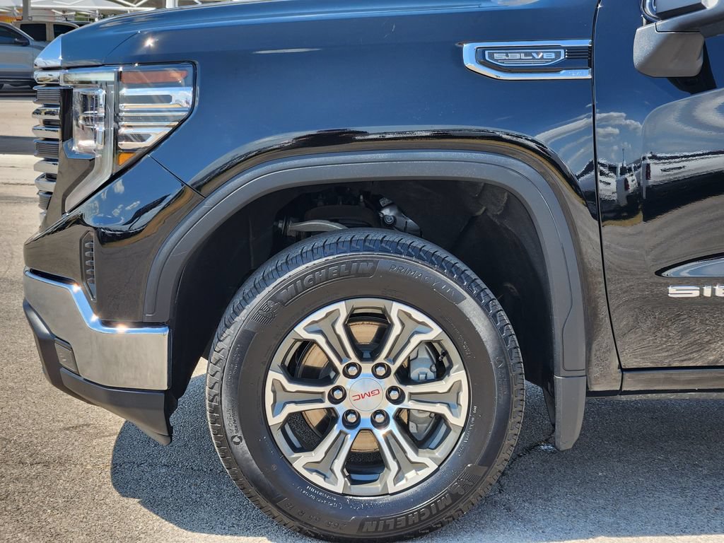 2026 GMC Sierra 1500 SLT - Photo 9
