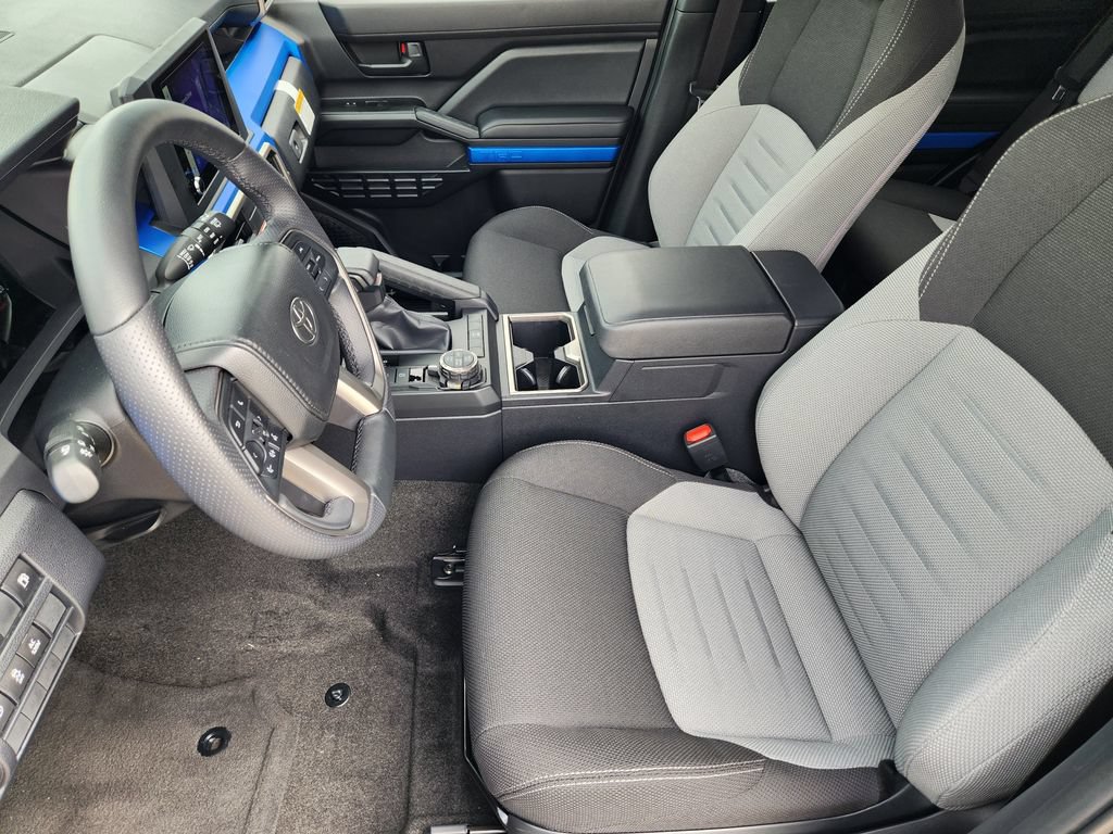 2025 Toyota 4Runner TRD Off-Road - Photo 13
