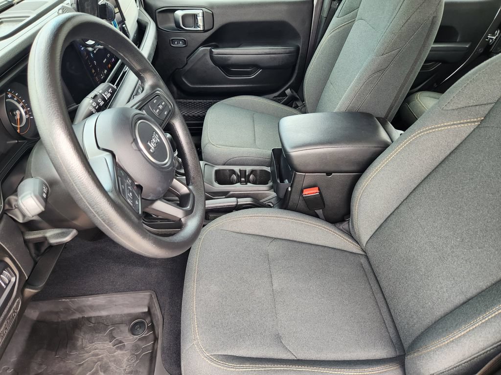 2025 Jeep Wrangler 4-Door Sport - Photo 14