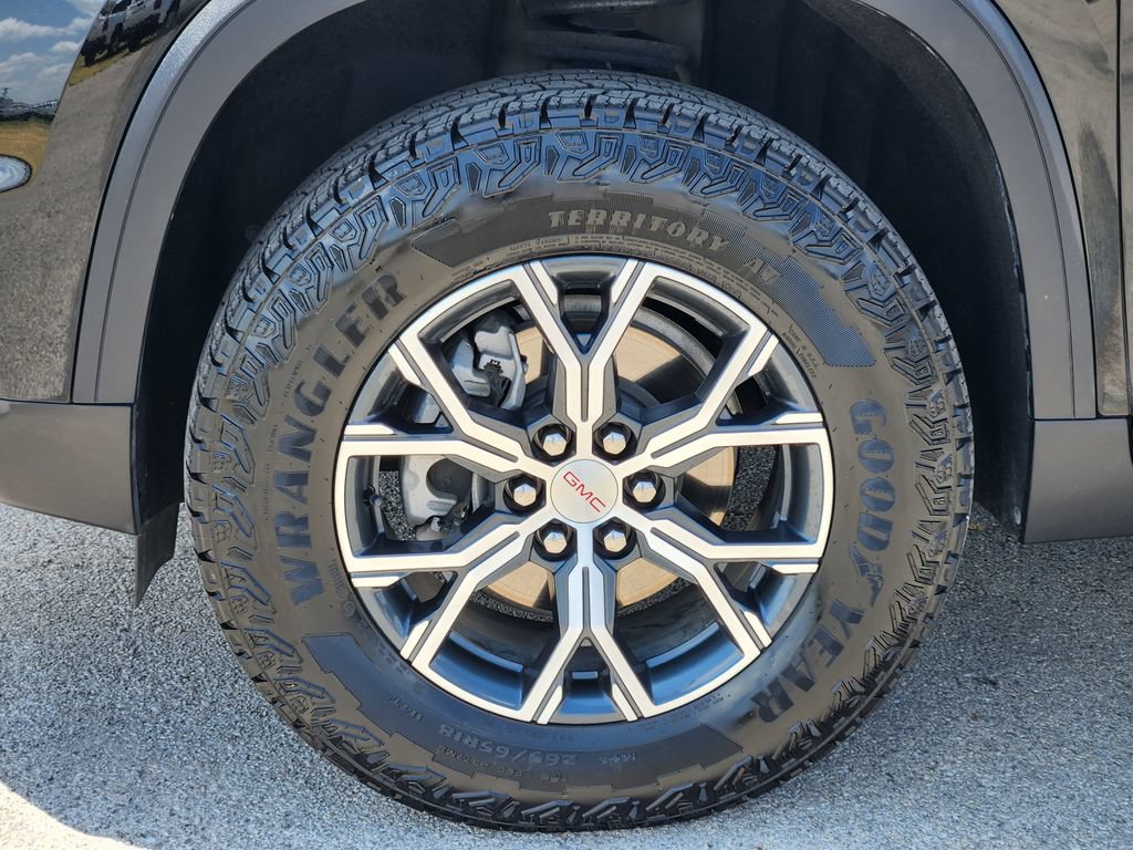 2024 GMC Acadia AT4 - Photo 10