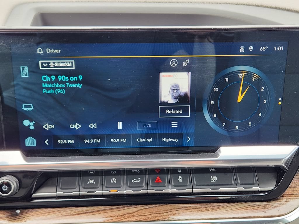 2025 Chevrolet Silverado 1500 LT - Photo 17