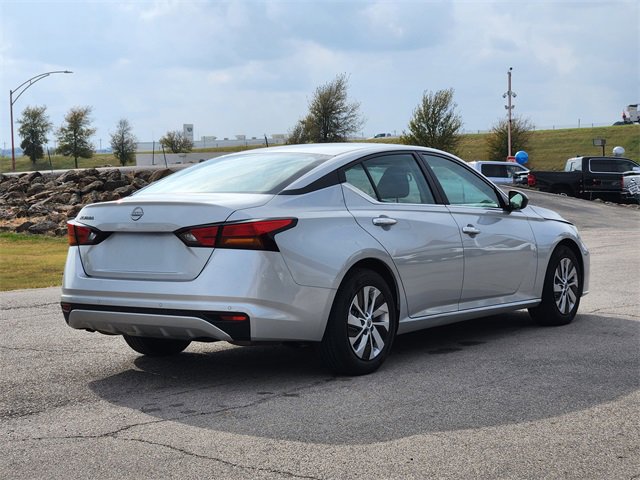 2024 Nissan Altima 2.5 S photo 4