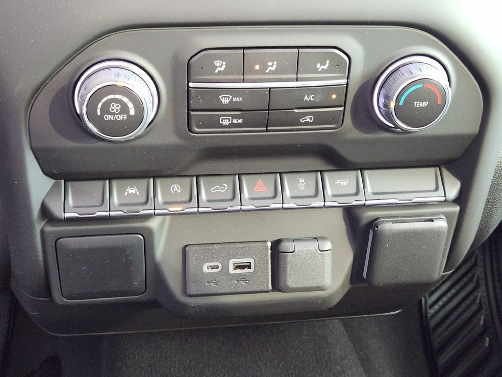 2026 Chevrolet Silverado 1500 Custom - Photo 15