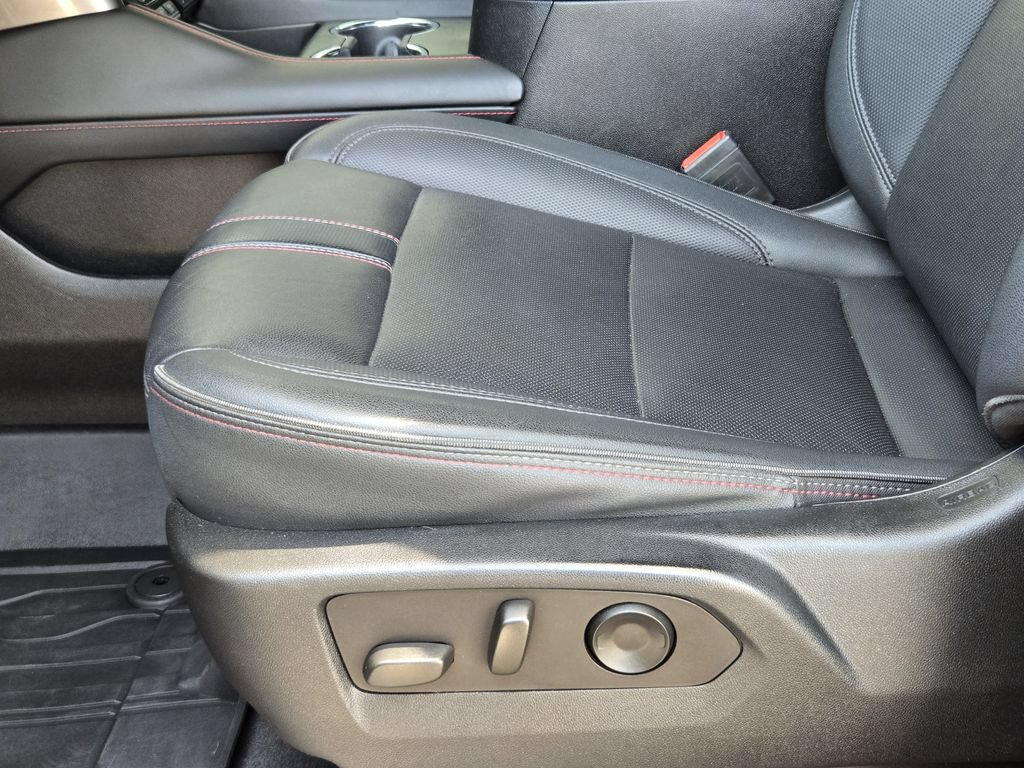 2023 Chevrolet Suburban RST - Photo 22