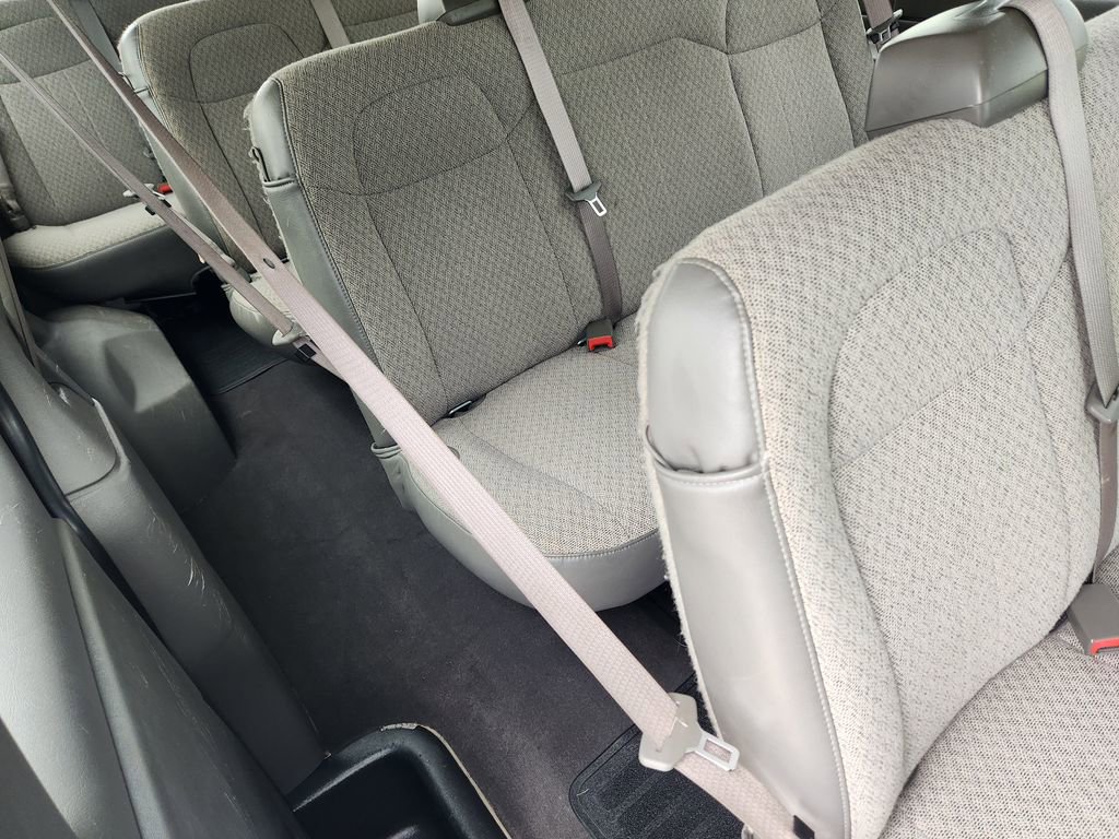 2025 Chevrolet Express Passenger LS - Photo 29