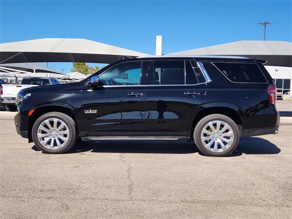 Certified 2025 Chevrolet Suburban LS SUV