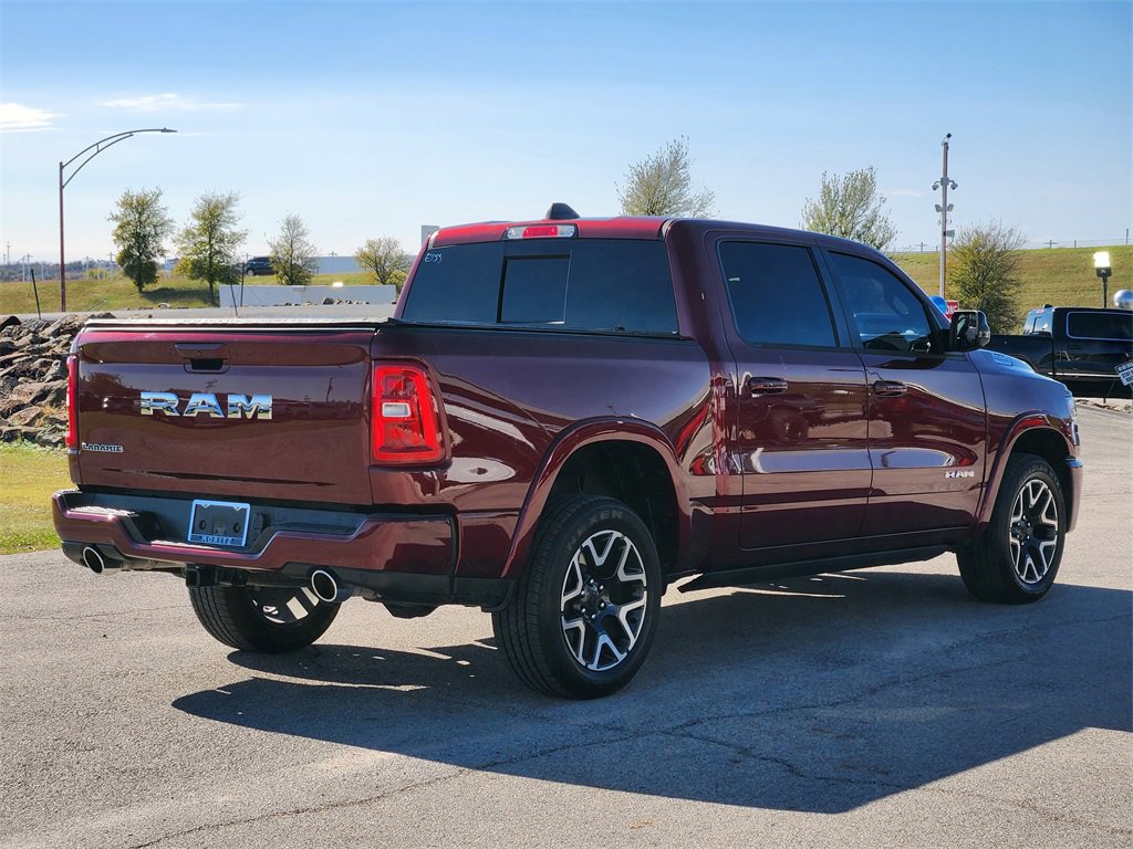 2025 Ram 1500 Laramie photo 4