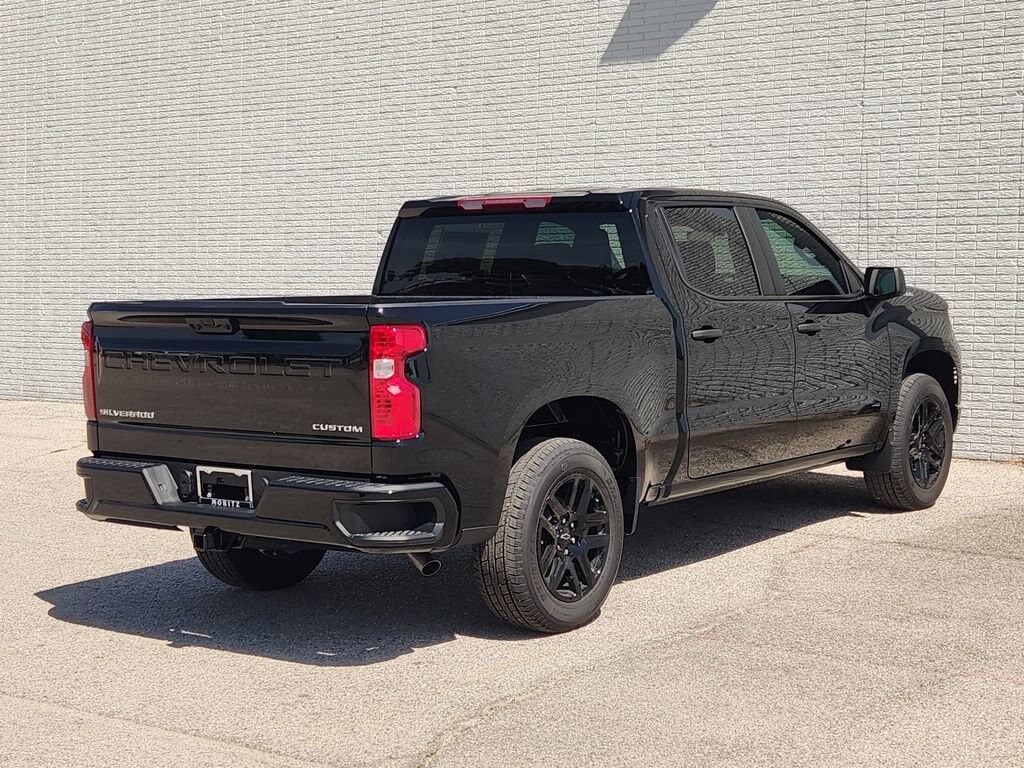 New 2026 Chevrolet Silverado 1500 Custom Truck