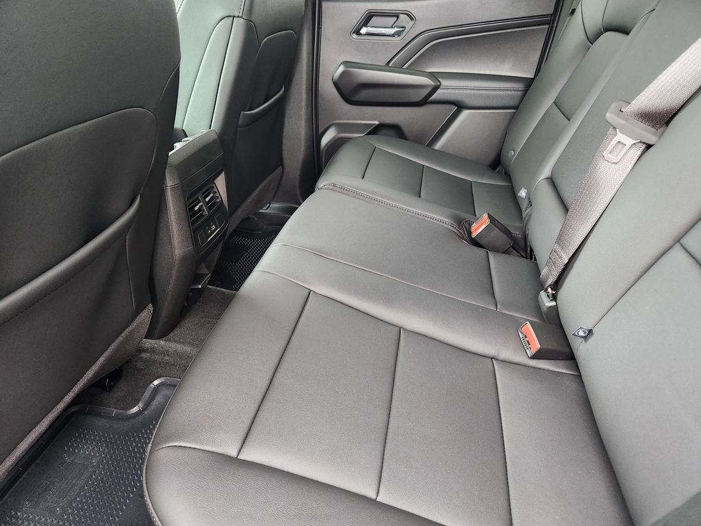 2026 Chevrolet Colorado LT - Photo 18