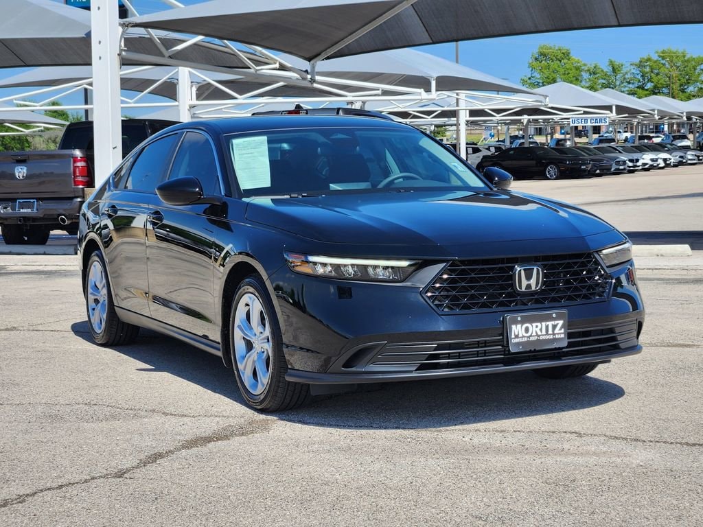 Used 2025 Honda Accord Sedan LX Sedan
