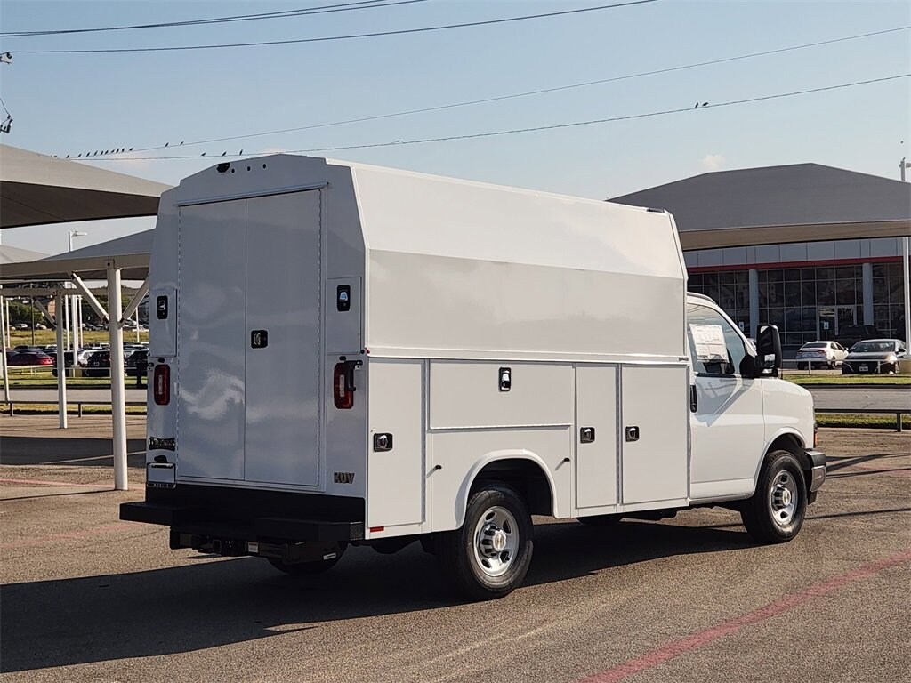 New 2025 Chevrolet Express Cutaway 3500 1WT Cutaway Van