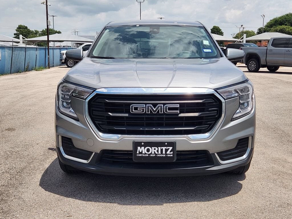 Used 2024 GMC Terrain SLE SUV