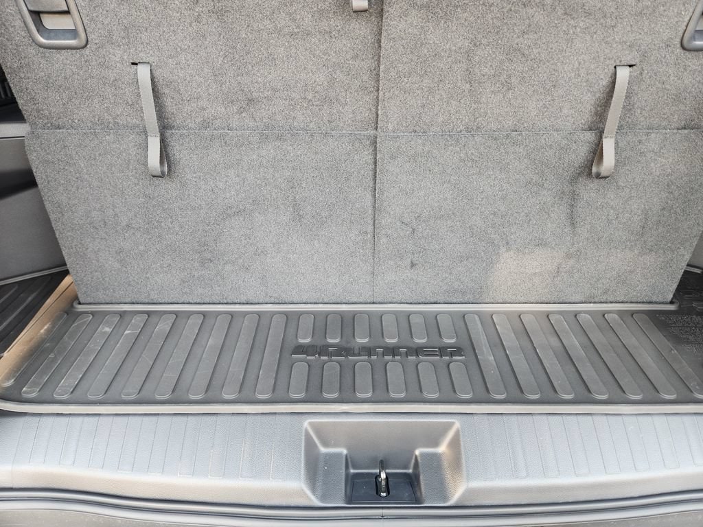 2026 Toyota 4Runner SR5 - Photo 32