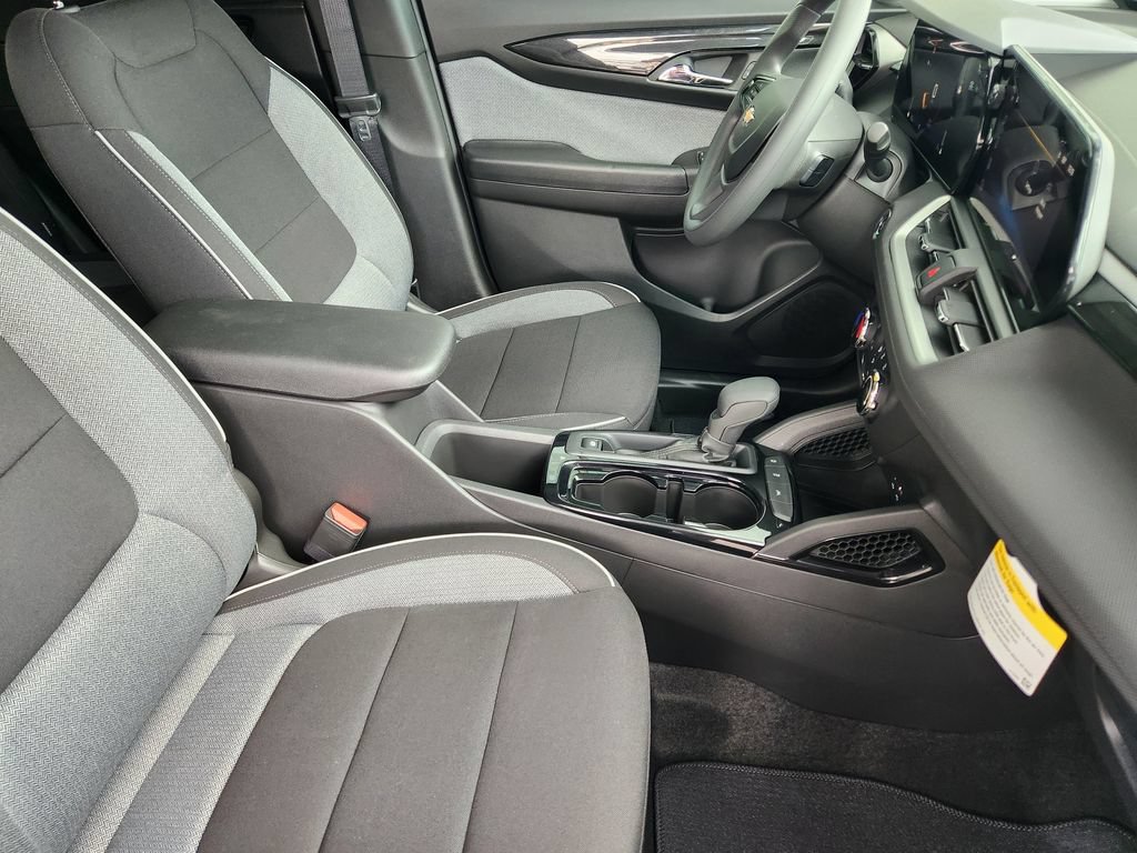 2026 Chevrolet Trailblazer LS - Photo 10