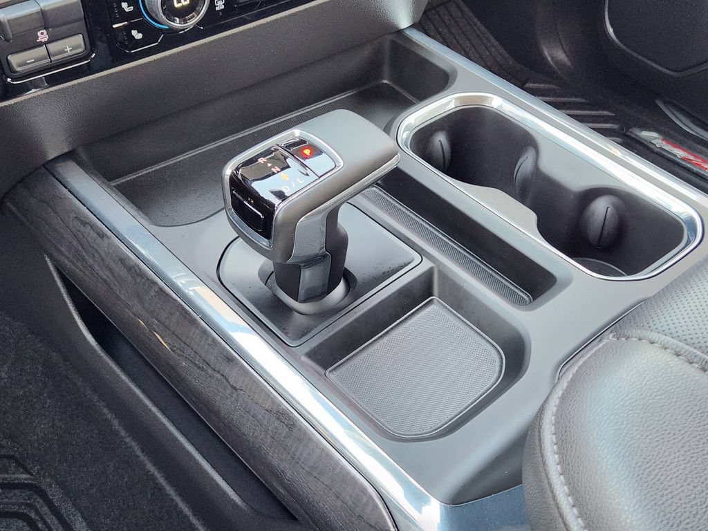2025 Chevrolet Silverado 1500 LTZ - Photo 20
