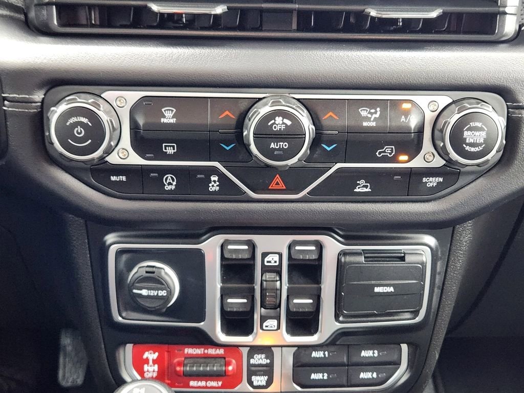 2025 Jeep Wrangler 4-Door Rubicon - Photo 19