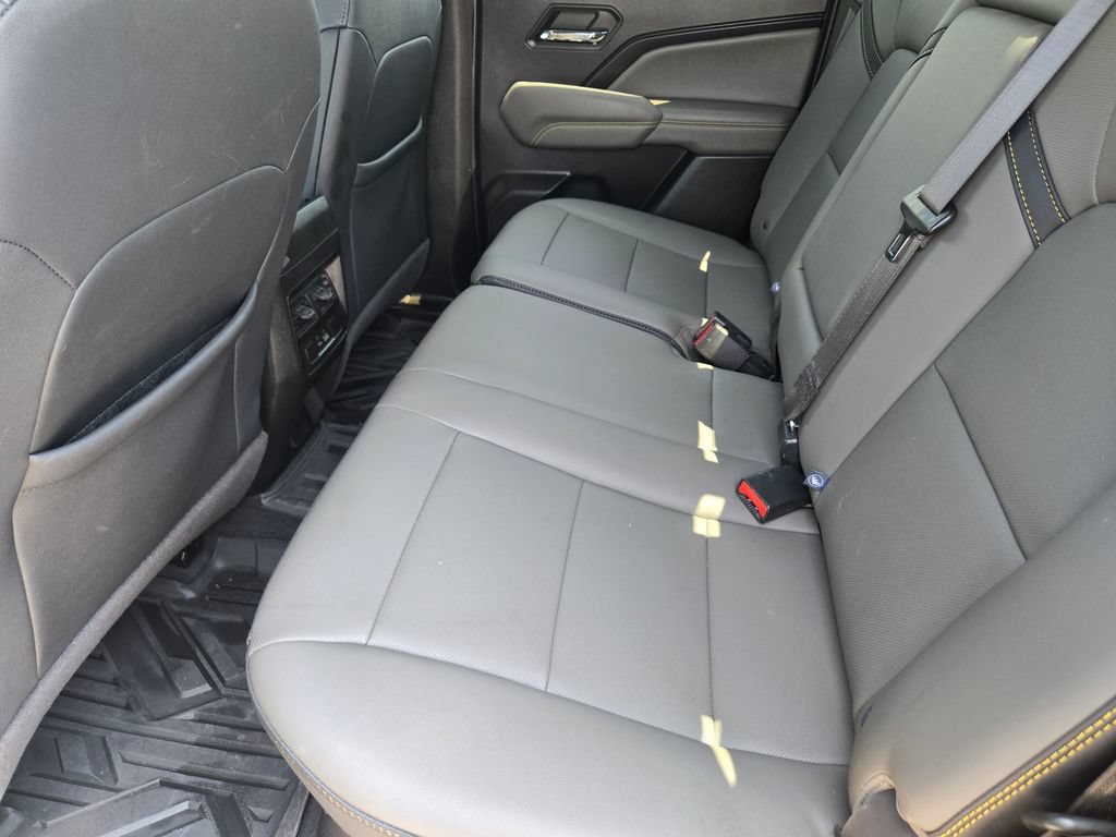 2024 Chevrolet Colorado ZR2 - Photo 28