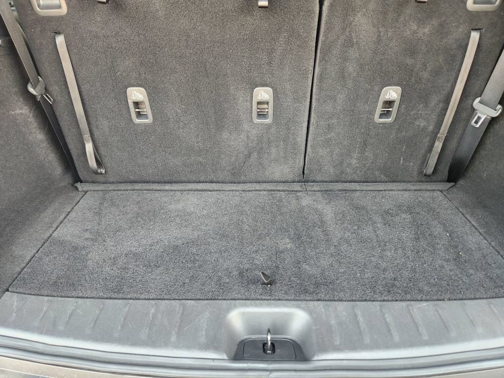 2025 Nissan Pathfinder SV - Photo 32