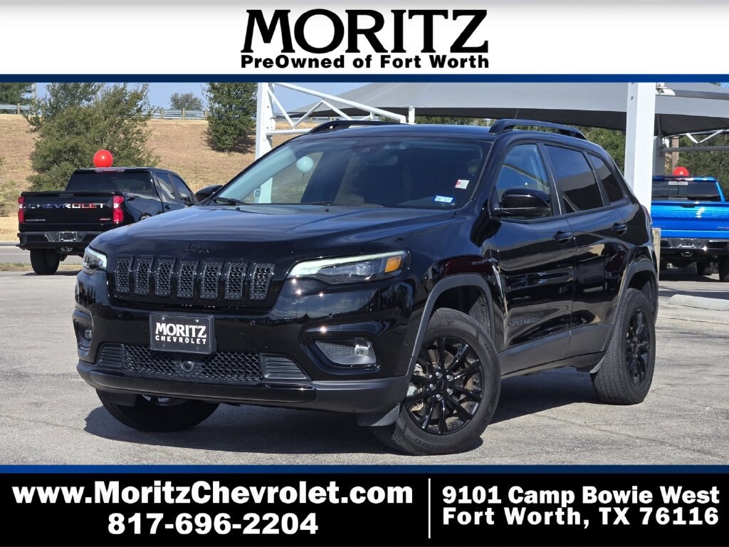 Used 2023 Jeep Cherokee Altitude Lux 4x4 SUV