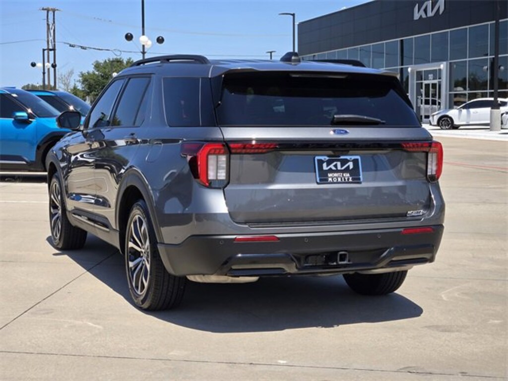 Used 2025 Ford Explorer ST-Line