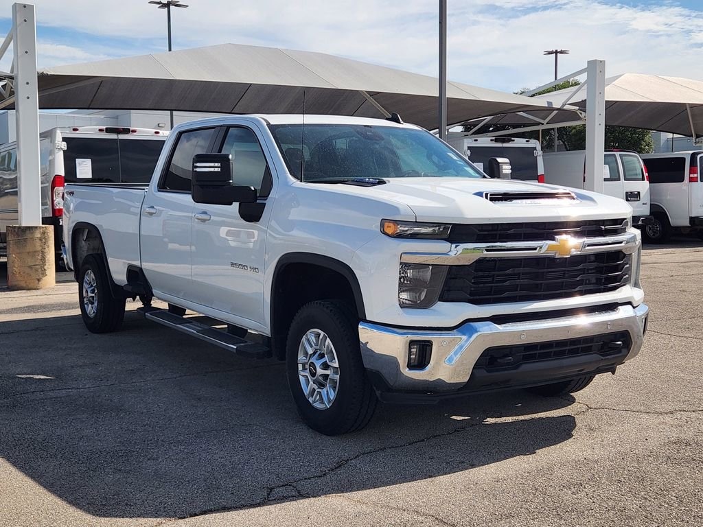 Used 2025 Chevrolet Silverado 2500 HD LT Truck Crew Cab