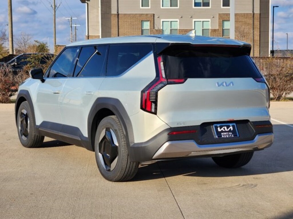 New 2024 Kia EV9 For Sale at Moritz Kia Alliance VIN KNDAB5S11R6022391