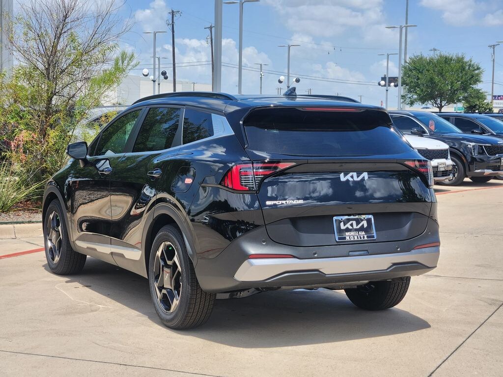 New 2026 Kia Sportage EX SUV