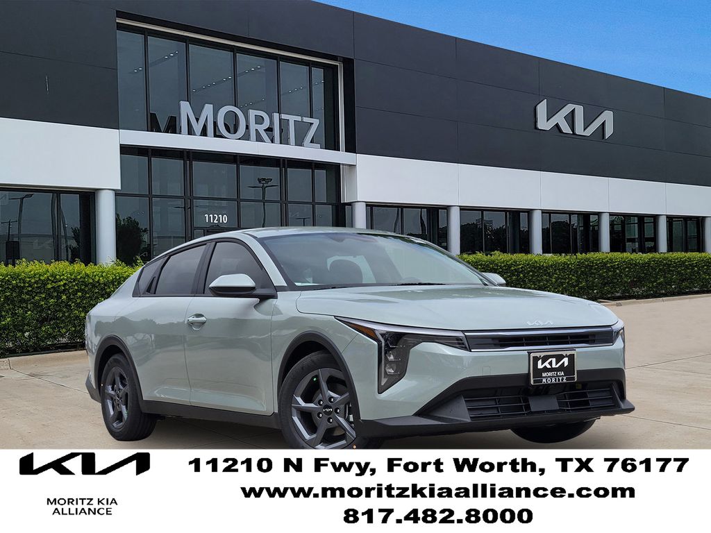2026 Kia K4 LXS AT's photo