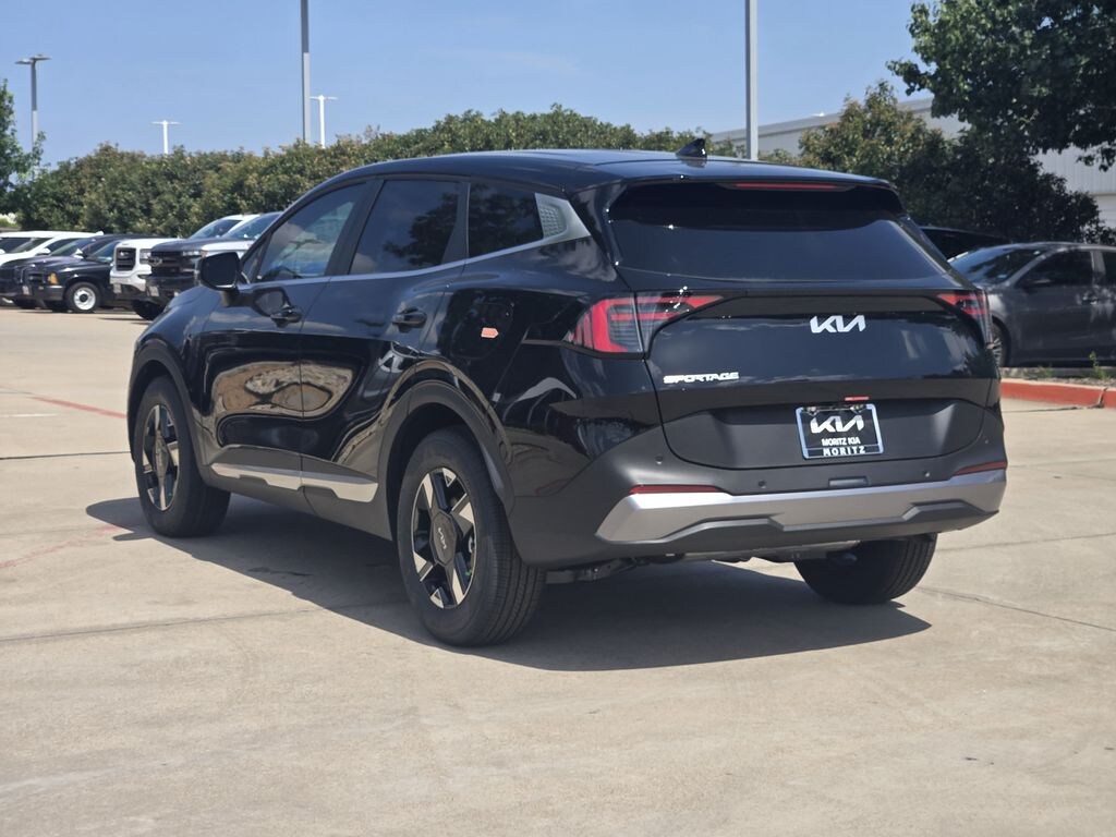 New 2026 Kia Sportage LX SUV