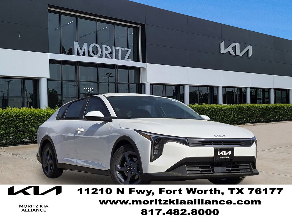 2026 Kia K4 LXS AT's photo